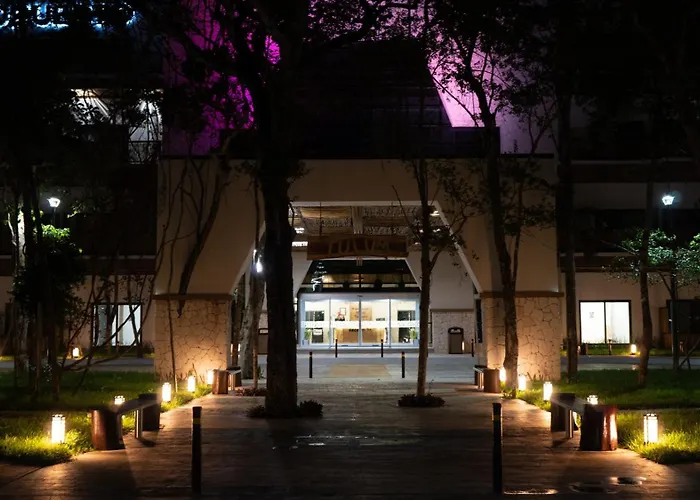 Gafsacomm Aeropuerto Hotel 5*